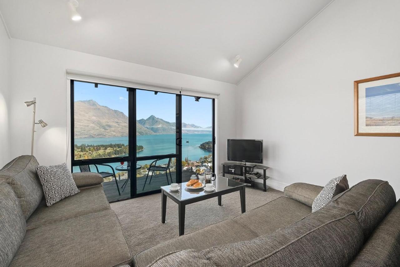 The Eagles Nest Villa Queenstown Exterior photo